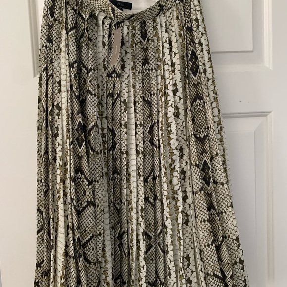 100% cotton button down blouse - Picture 9 of 12